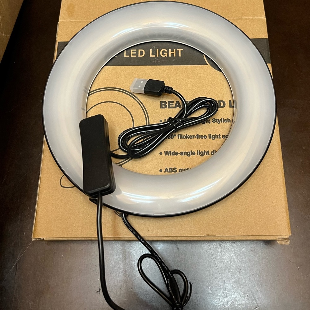 Ring Light - Picture 3 of 9